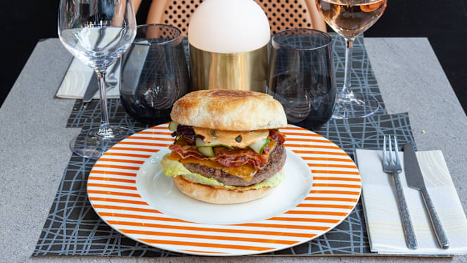 Burger Room - 4