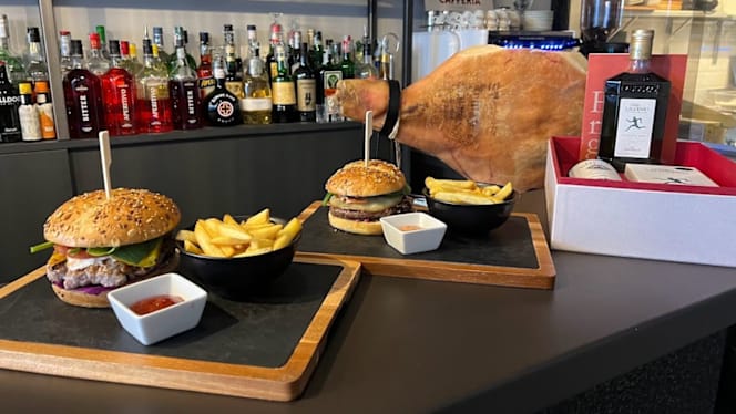 Burger Room - 0