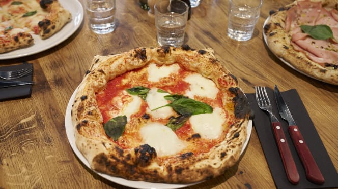 Magari Pizza Östermalm - 0