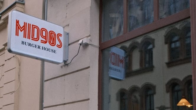 Mid 90‘s Burger House - 0