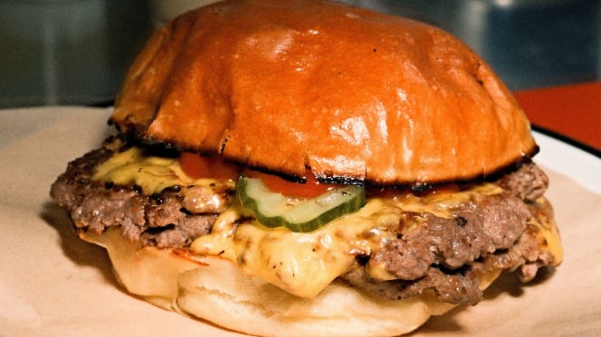 Mid 90‘s Burger House - 6