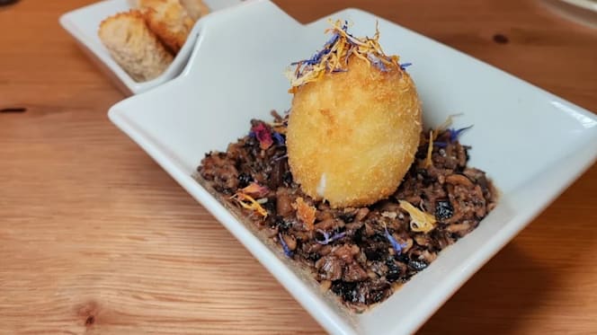 El Olivo Tapas Gourmet & Wine Bar - 1