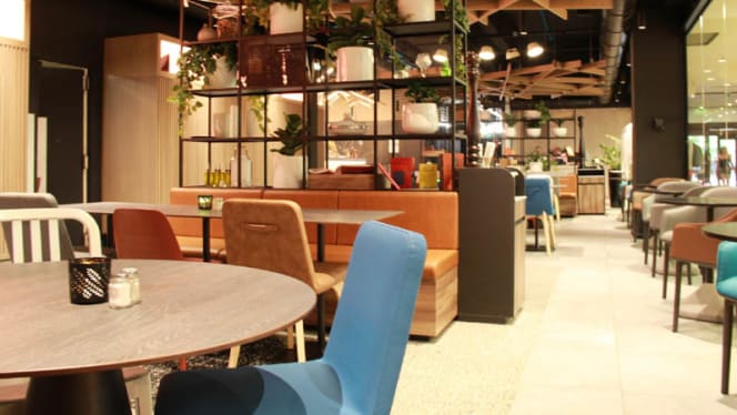 ICI & LÀ - BAR_RESTAURANT - 0