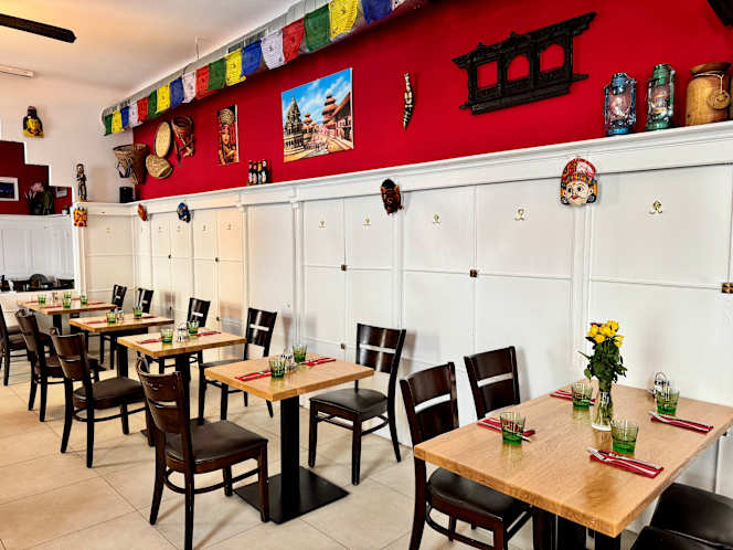 The Everest Restaurant (Nepalese & Indian Cuisine) - 2