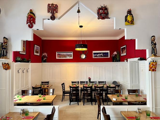 The Everest Restaurant (Nepalese & Indian Cuisine) - 3