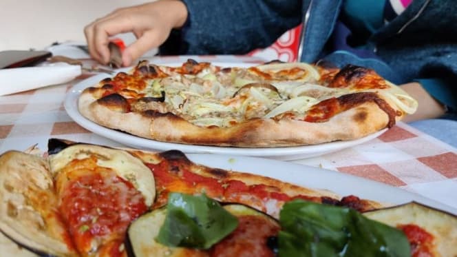 Pizza Pizzuela - 9