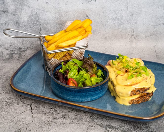 Surf Club Restaurant & Bar - 6
