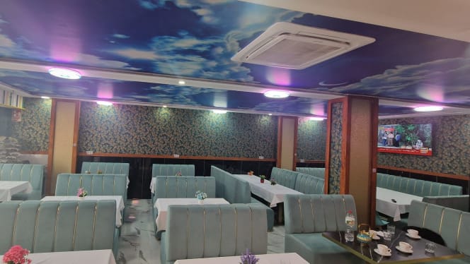 GOLDEN SPOON RESTAURANT - 5