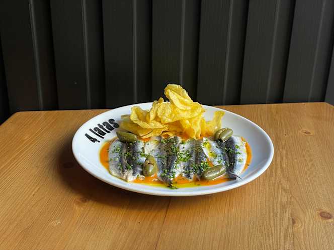 4 Latas Poblenou - 4