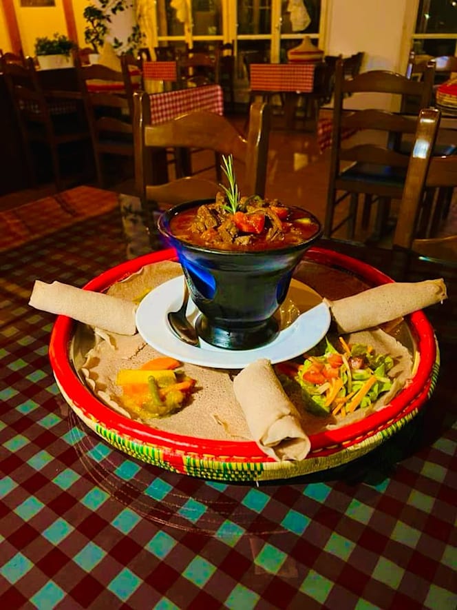 Raena Restaurant - 1