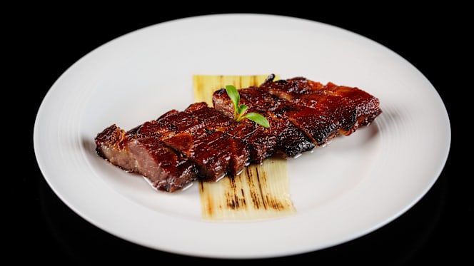 Yú Gé Cantonese Restaurant - 6