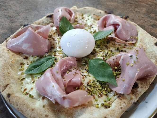 Al Rugantino Ristorante Pizzeria - 1