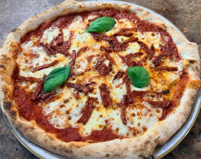 Al Rugantino Ristorante Pizzeria - 1