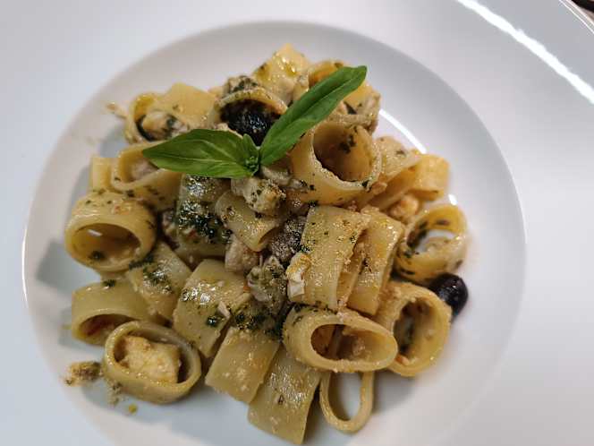 Al Rugantino Ristorante Pizzeria - 5