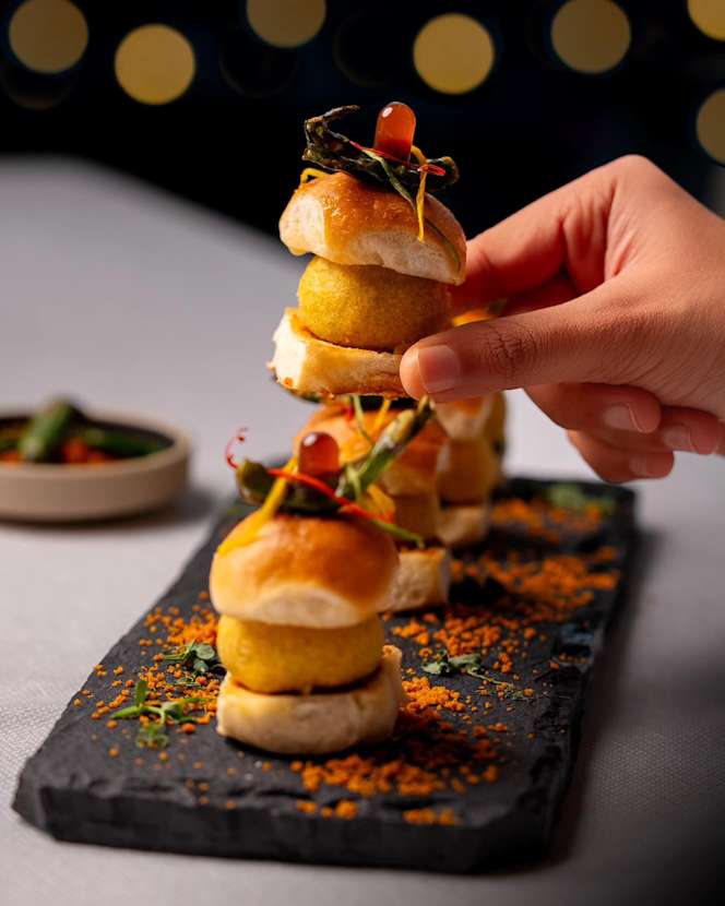 I N D I S H   Indian Restaurant - 6