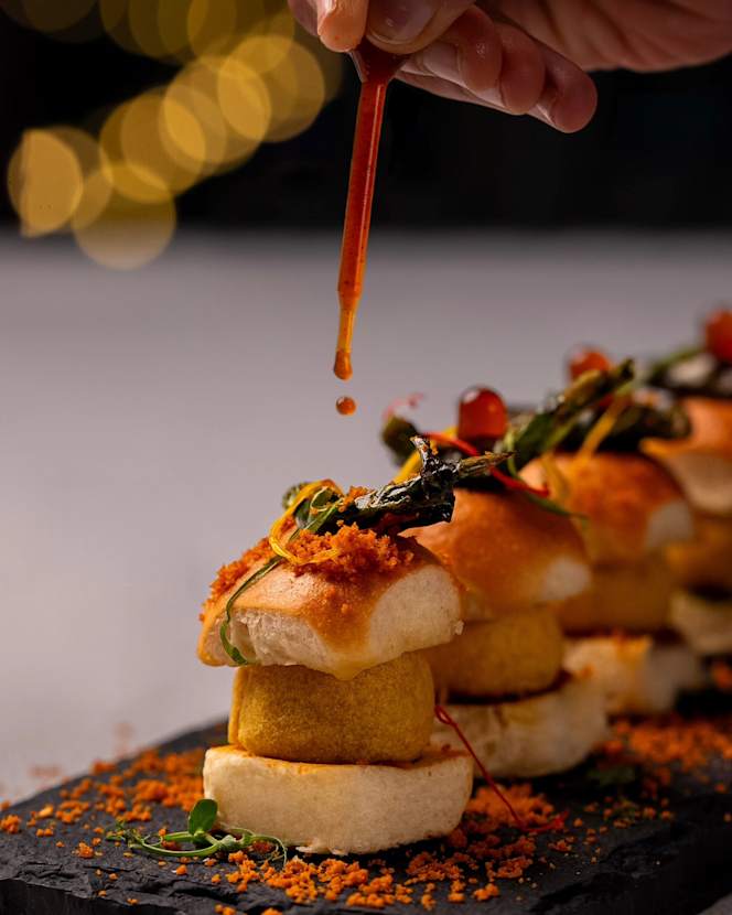 I N D I S H   Indian Restaurant - 0