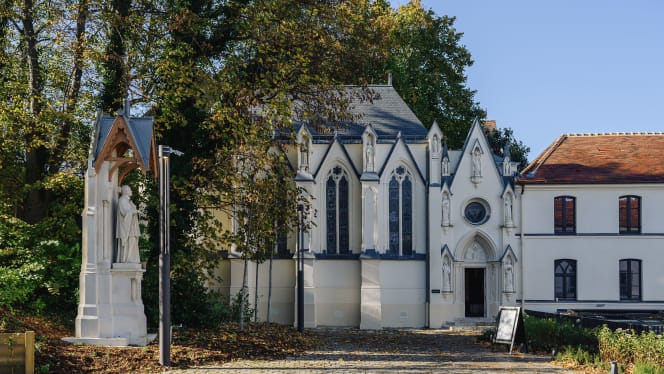 Le Monastic - 0