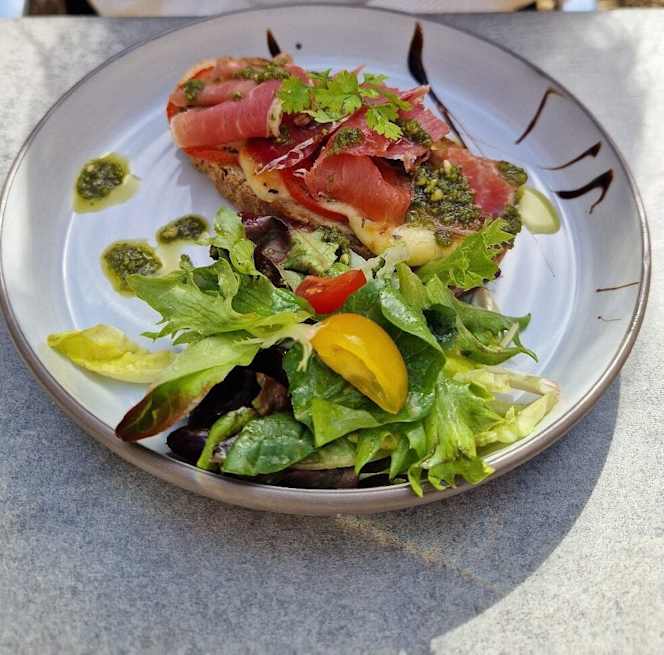 Auberge du chateau - 2