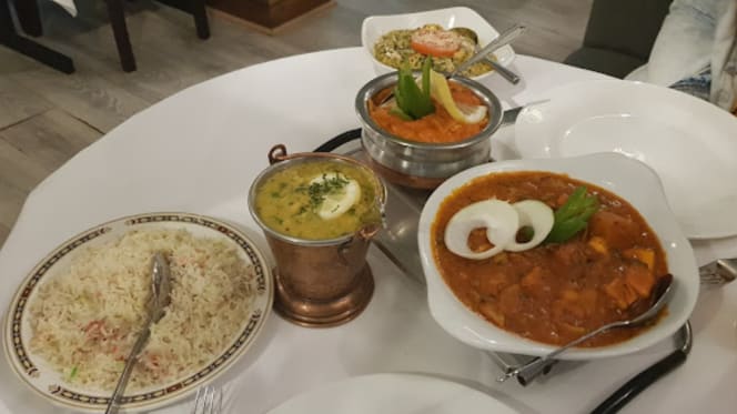 Gulab Dining - 3