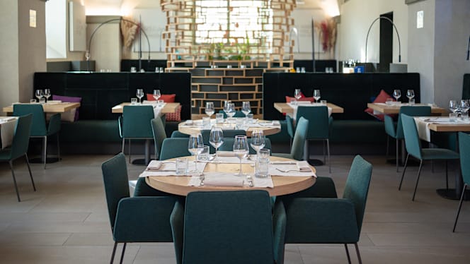 The Stellar Restaurant - 1