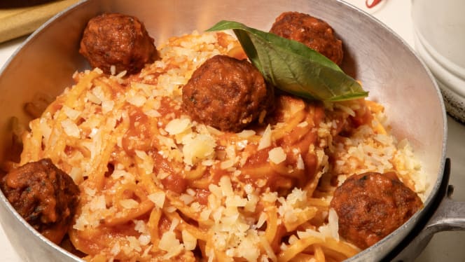 The Meatball Family- Centrale - 5