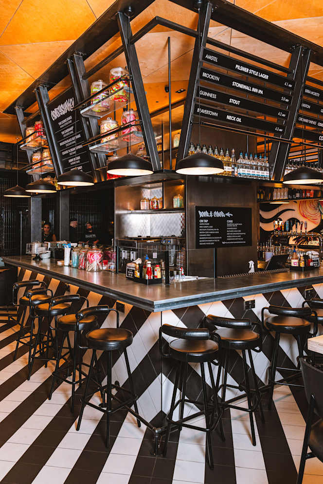 Black Tap Craft Burgers & Beer - Westfield - 8