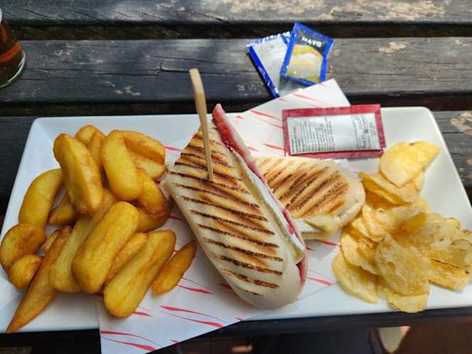 The Dog and Doublet - 0