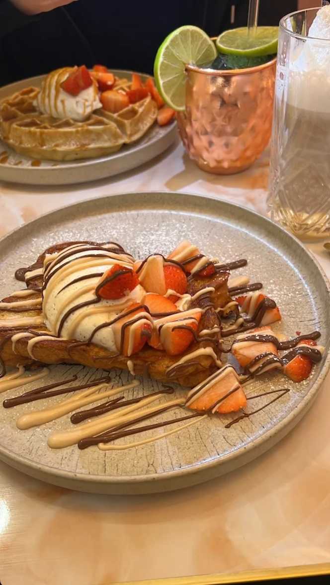 Darling Brunch & Coffee - 5