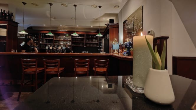 SIXTA Restaurant- Bar - 3