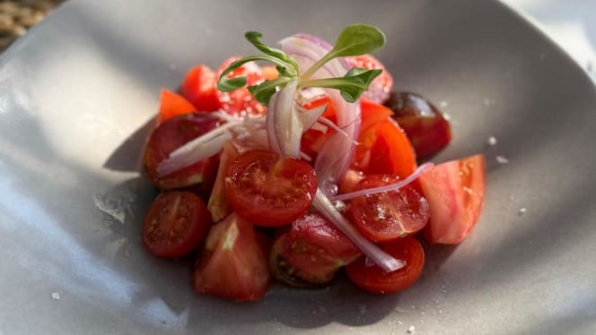 Nom Restaurant - 6