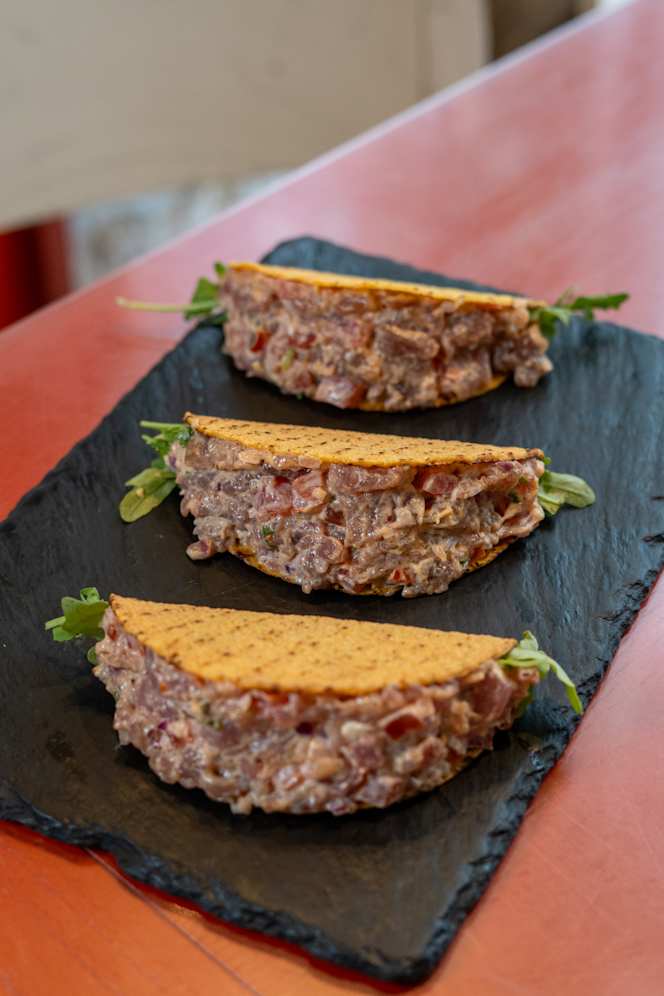 Shoes n Booze Bar - 3