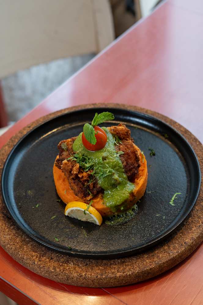 Shoes N'Booze Bar & Bistrô - 1