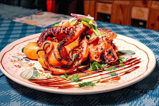 Picota - A Mesa do Largo - 1