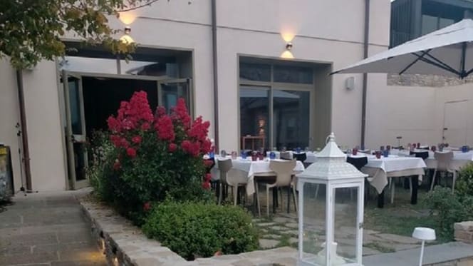 Ristorante Pizzeria dell' Olmo Napoleonico - 1