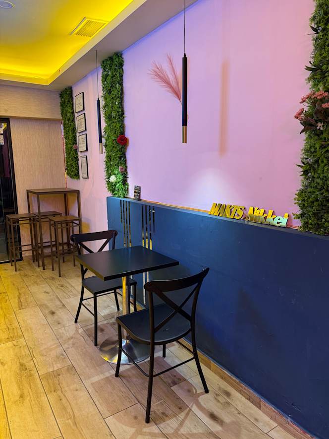 Makis Nikkei & Cocktails - 2