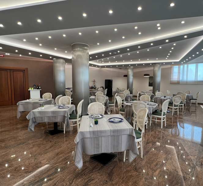 Hotel Castelli Restaurant - 0