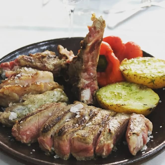 Fumata Negra Asador Argentino - 6