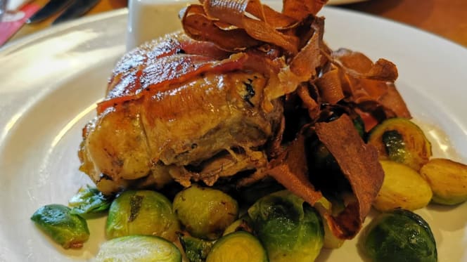 Horse & Groom - 6