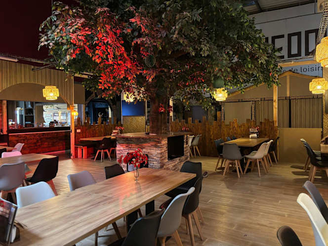 York Café - Neoquests - 3