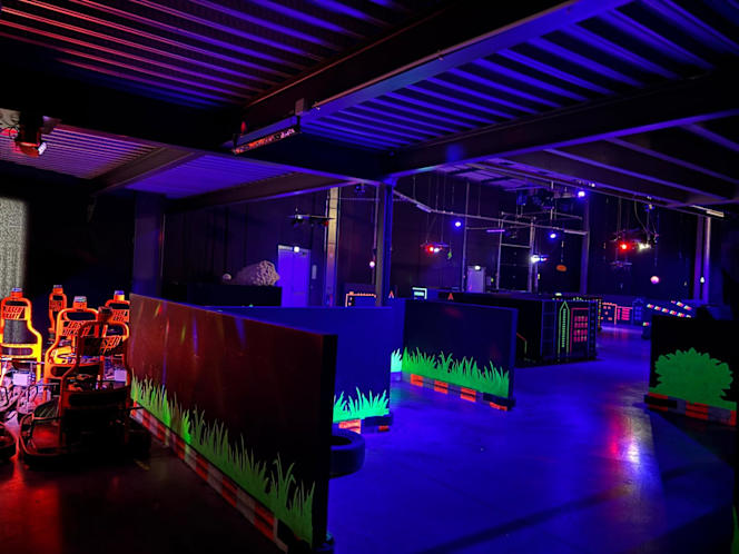 York Café - Neoquests - 0