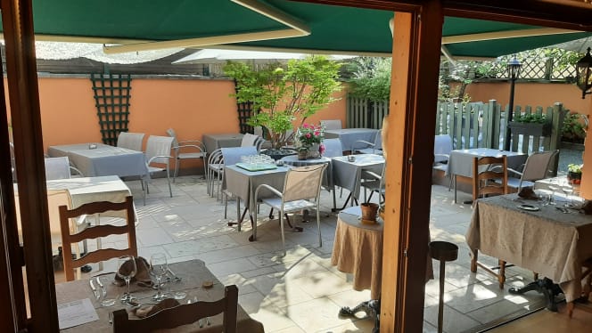 L'Auberge Fleurie - 9
