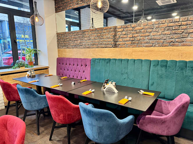 Rooni Restaurant - 5