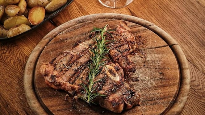 Black Angus XL Steakhouse - 8