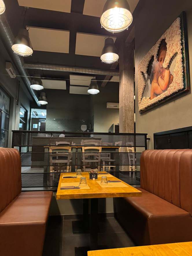 Da Vittoria Pizzeria Cucina e Vino - 5