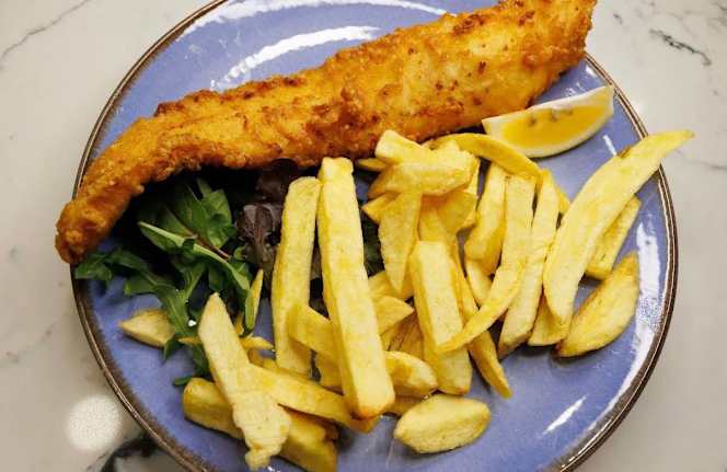 Burlingtons Fish & Restaurant - 5