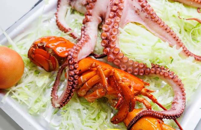 Burlingtons Fish & Restaurant - 0