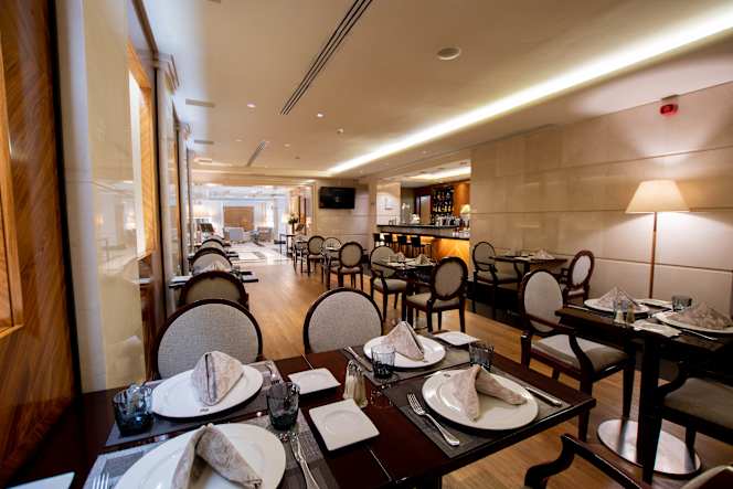 Al- Zagal - Hotel Andalucía Center - 8