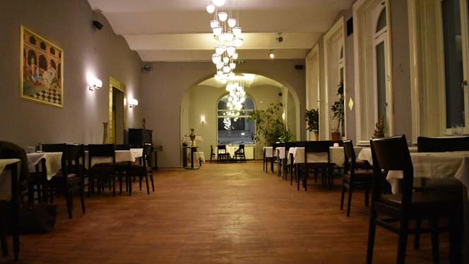 Taj - Indian Restaurant & Bar - 0