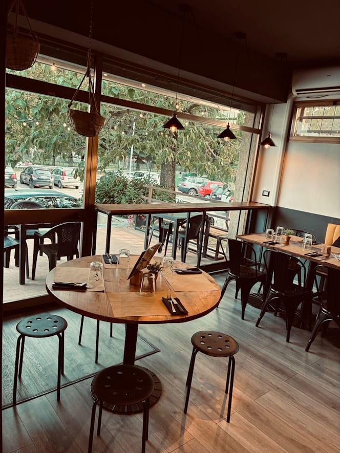 Manah Pizzeria Stuzzicheria - 1