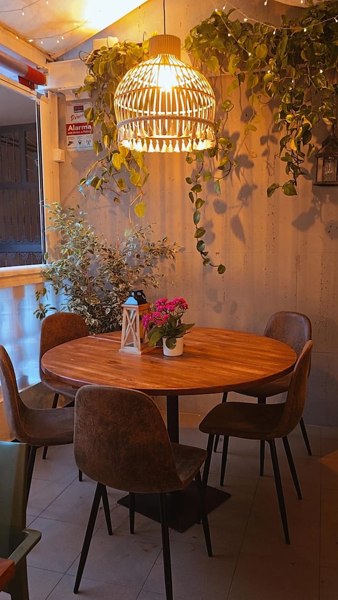 Munay Tapas Bar - 1